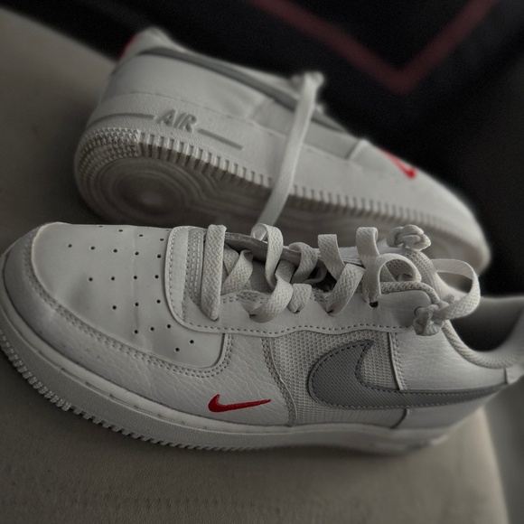 Nike Air Force 1 - Picture 1 of 1